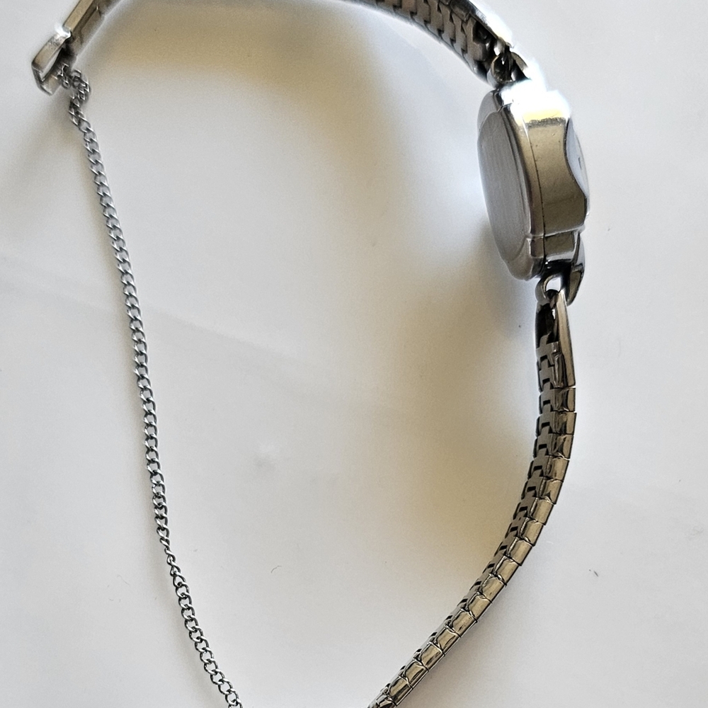 Vintage Harman Swiss Ladies Silver Tone Mechanical Watch , For Parts And Repair - Picture 10 of 16